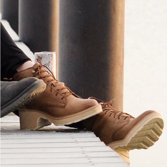 Sorel Shoes - SOREL waterproof boots Women's Tan Leather Boots